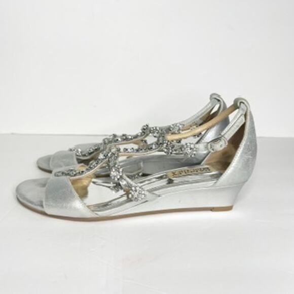 BADGLEY MISCHKA Terry II Wedge Sandals Rhinestone Embellished Silver Womens US 7 - Picture 9 of 15